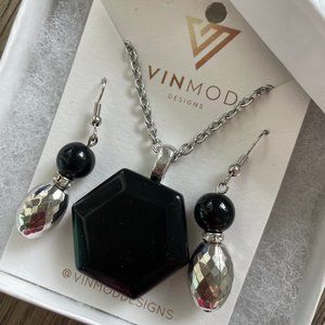 VINMOD Designs Repurposed Black Stone Necklace & Earring Set 20"